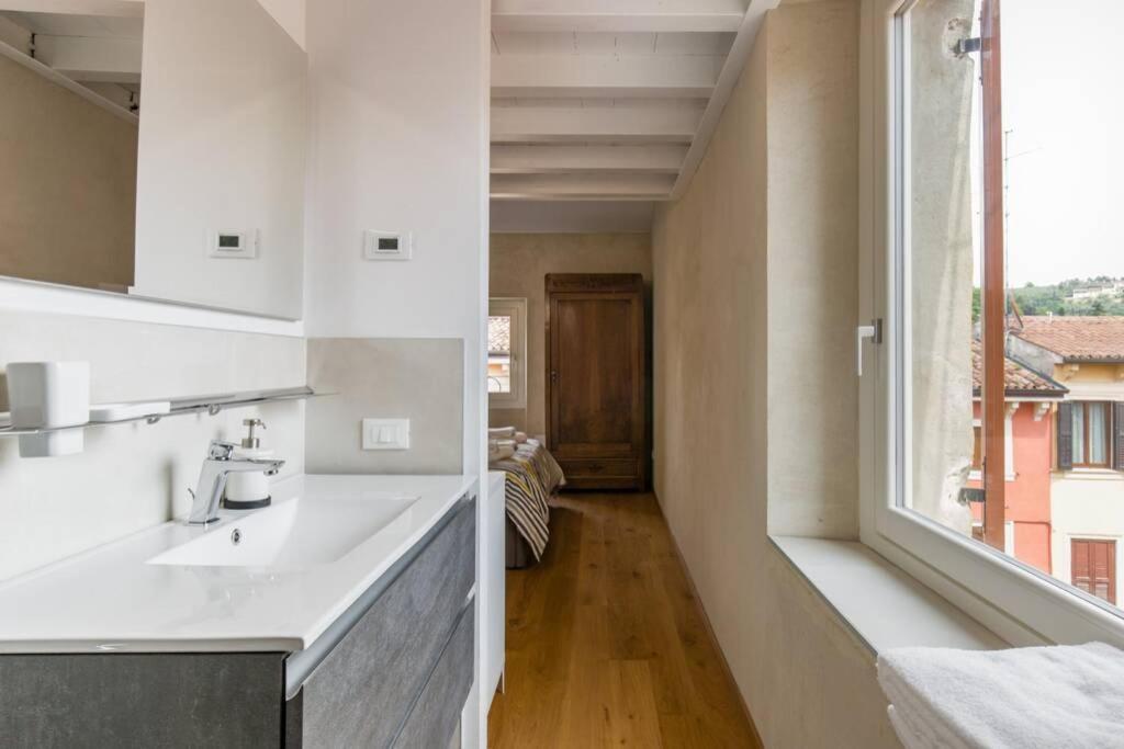 Luxury Design Apt With Amazing View Apartment เวโรนา ภายนอก รูปภาพ